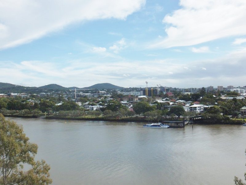 72 Macquarie St, St Lucia - Thumbnail 3