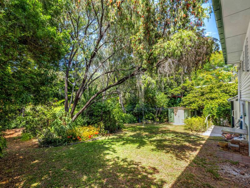 28 Russell Tce, Indooroopilly,