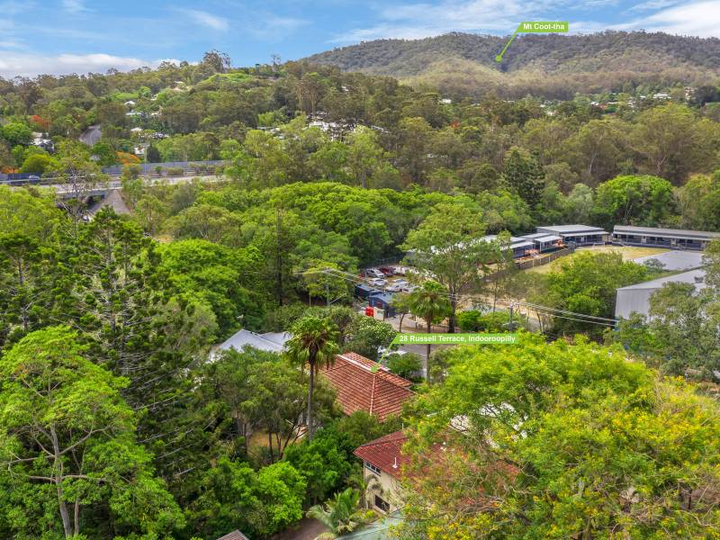 28 Russell Tce, Indooroopilly,